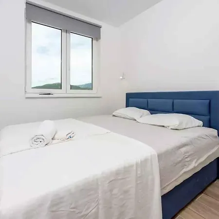 In 45029 Apartment *
